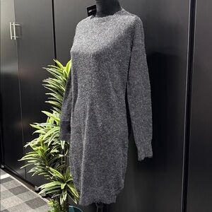 Permanent Wool blend pullover long sweater/dress, stretch,warm winter dark gray
